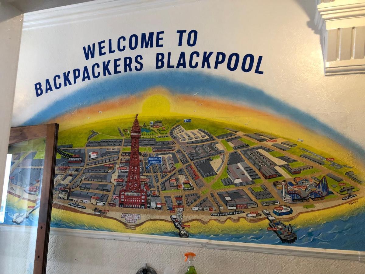 Backpackers Blackpool - Family Friendly Hotel Extérieur photo